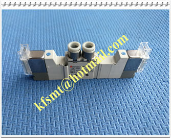 0.2 ~ 0.7MPA SMC Solenoid Valve N510063838AA CM402 / CM602 Valve VQZ1321-5M01-C6-X555