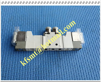 0.2 ~ 0.7MPA SMC Solenoid Valve N510063838AA CM402 / CM602 Valve VQZ1321-5M01-C6-X555