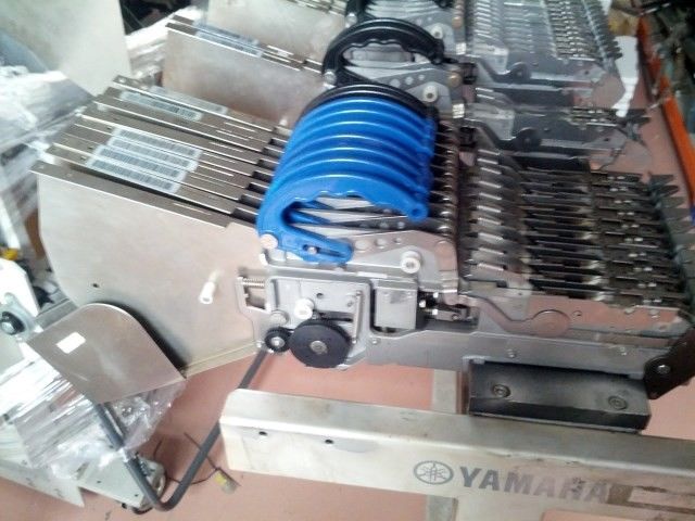 yamaha feeder KW1-M1300-00X CL 8mm 8x2mm 0402 smt tape feeder for YV/YG mounter 